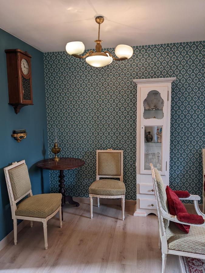 Suite Orient Express Dans L'Auberge Des Trains Mythiques Laniscat Εξωτερικό φωτογραφία